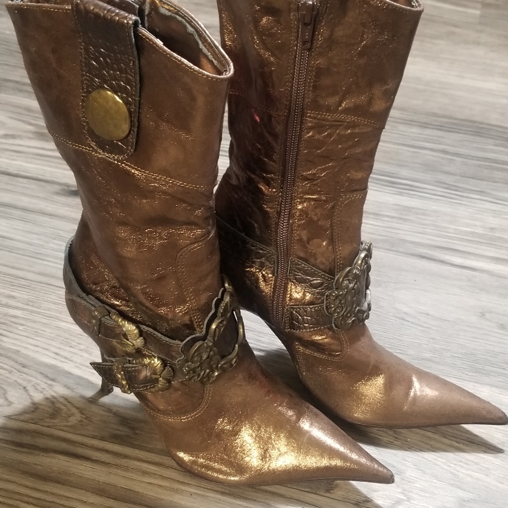 Metallic bronze  boots
